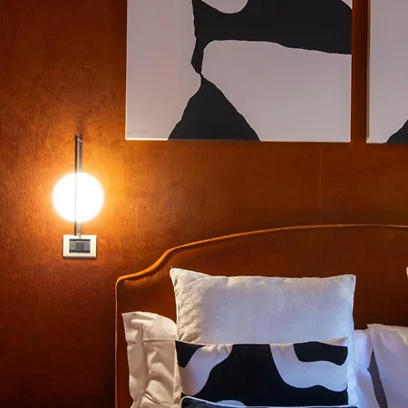 Pantheon Deluxe Apartment *